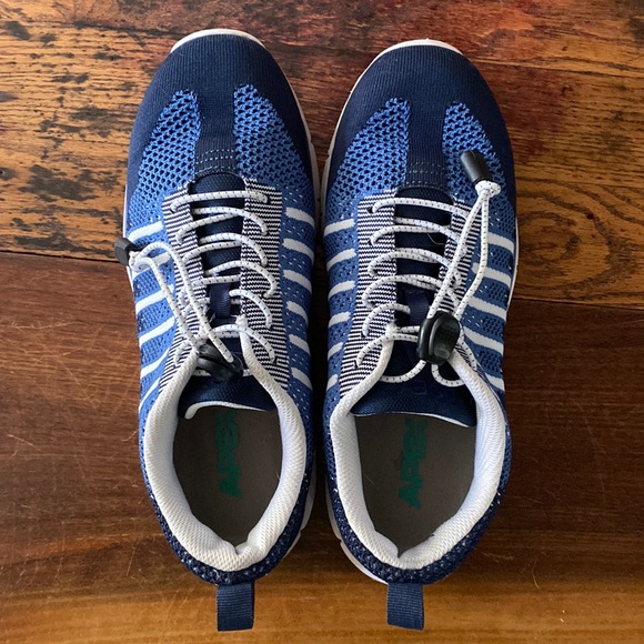 APEX running shoes. - Picture 1 of 5